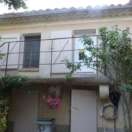 Petit Studio Le Pigeonnier A 5 Mn De Lourmarin Apartamento Puyvert Exterior foto